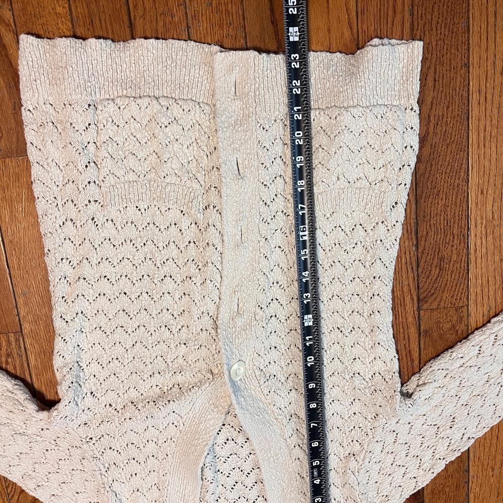 Women's Eddie Bauer Cream Cardigan Sweater - Picture 9 of 11